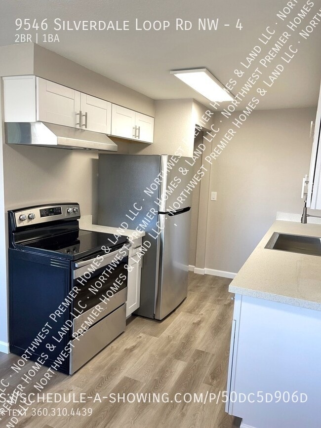 Building Photo - 9546 Silverdale Loop Rd NW Unit 4