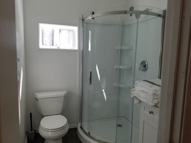 Photo - 453 N Flat Rock Rd