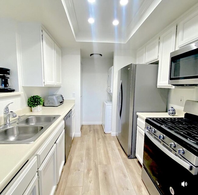 Photo - 1261 Franciscan Ct