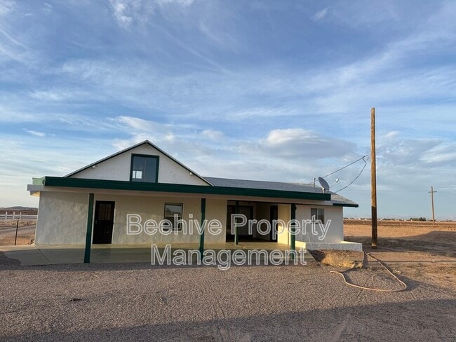 Photo - 6101 E Kenilworth Rd