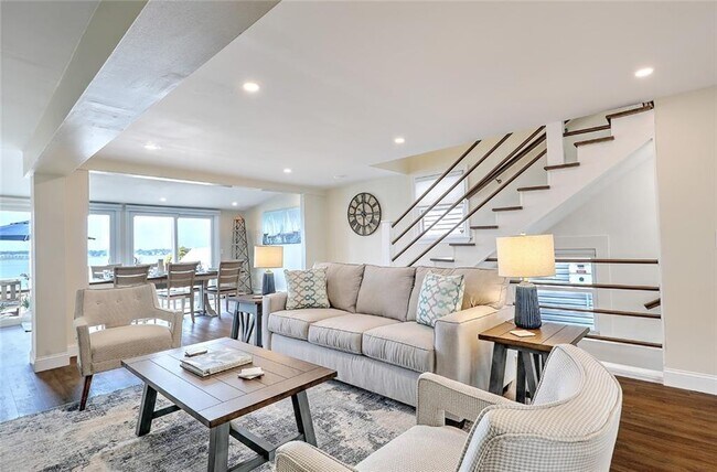 Photo - 45 White Ave