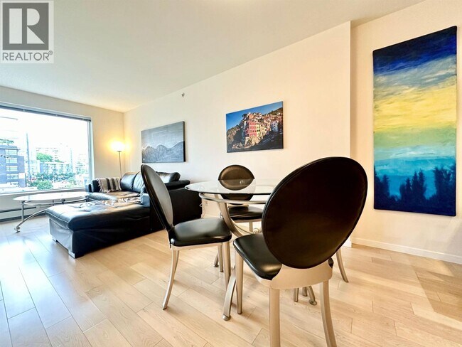 1887 Crowe St Unit 605