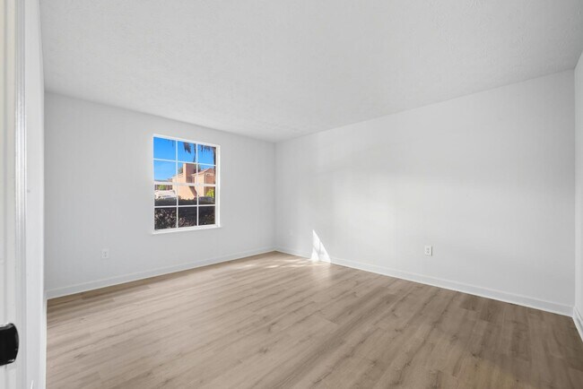 Photo - 5201 Atlantic Blvd