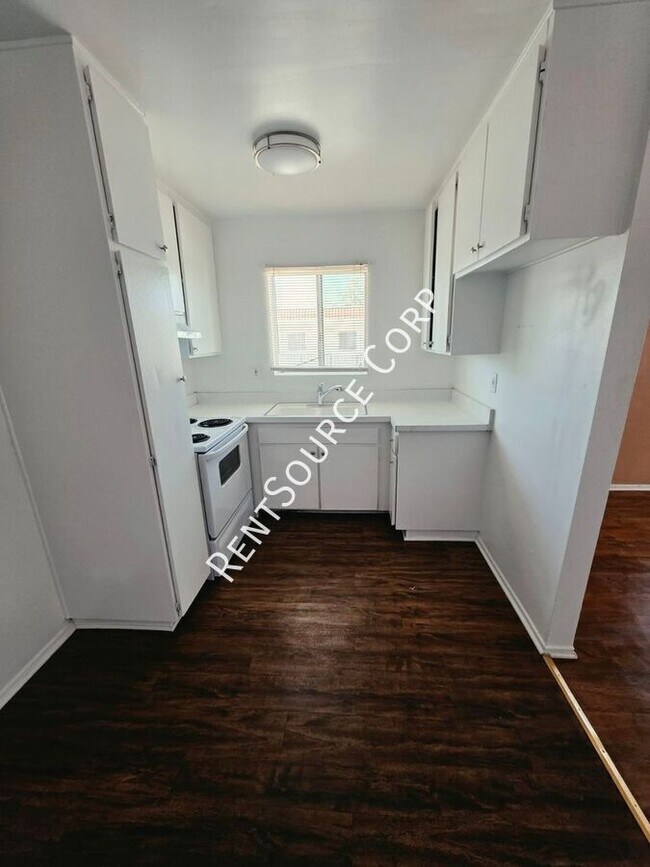 Photo - 38616 Larkin Ave Unit 4