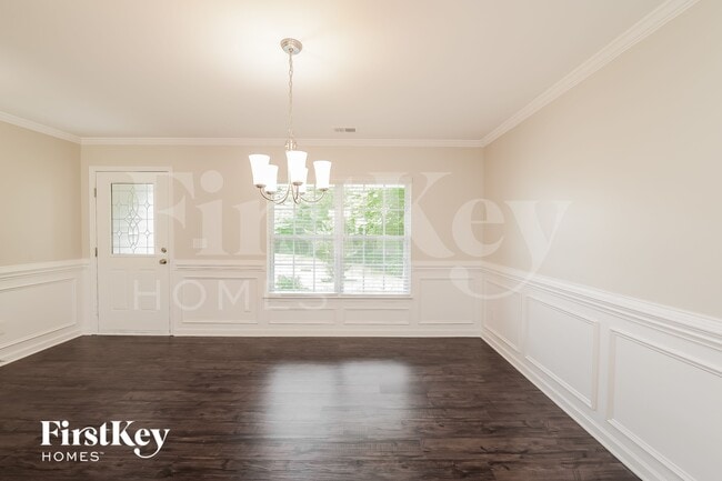 Photo - 1684 Castle Peak Dr