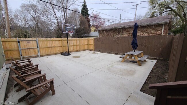 Photo - 4208 John Ct