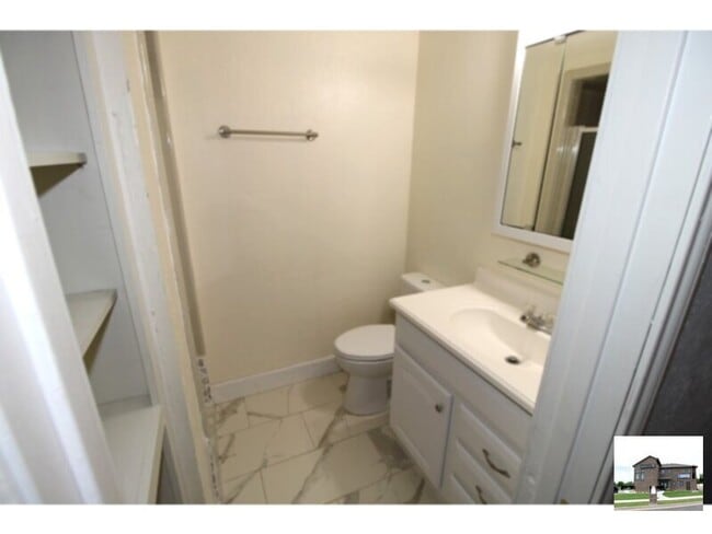 Photo - 905 N 19th St