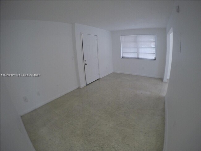 Photo - 1828 NW 19th St Unit 4