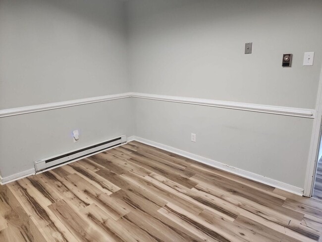 Photo - 6618 Davis Rd