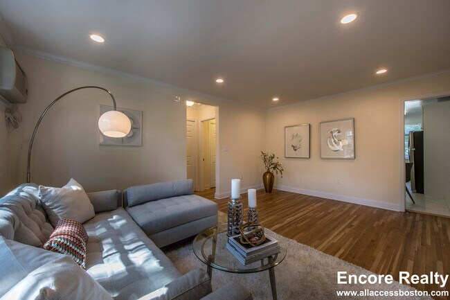 Photo - 70 St Paul St Unidad 54-1