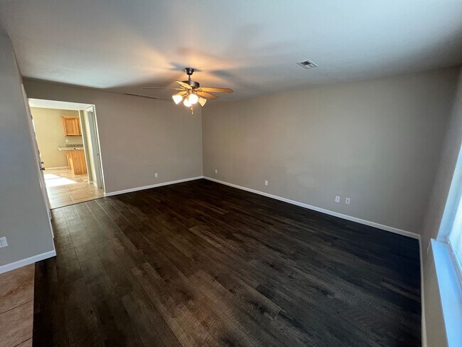 Photo - 16075 Holy Cross Ln Unidad 16075 A Holy Cross