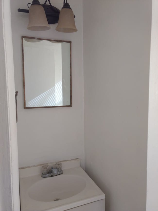 Powder Room 1st Floor - 828 Maury Ave