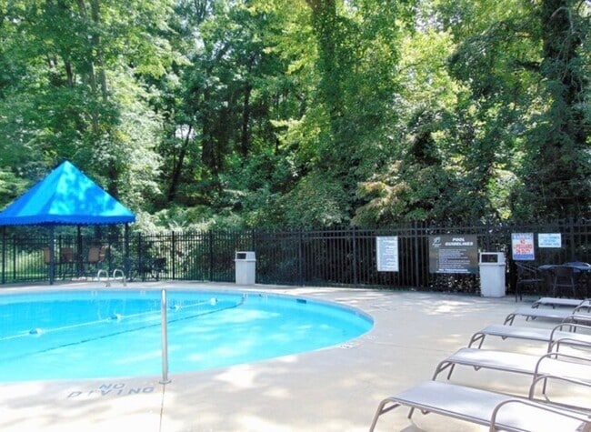 Photo - 1512 Benjamin Pkwy