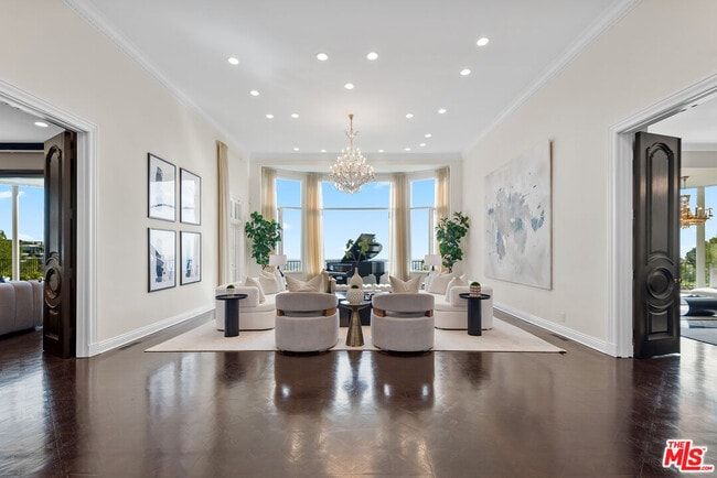 Photo - 1151 N Hillcrest Rd