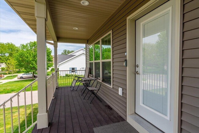 Photo - 4119 Redtail Pass