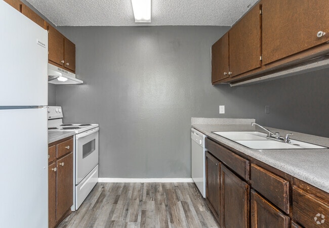 2BR, 2BA - 1056SF Kitchen
