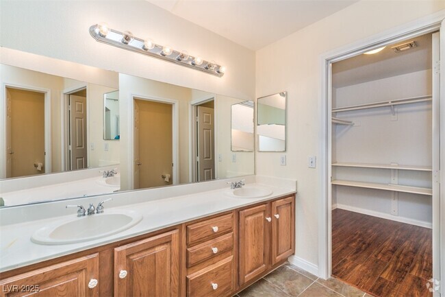 Building Photo - 992 Leadville Meadows Dr Rental