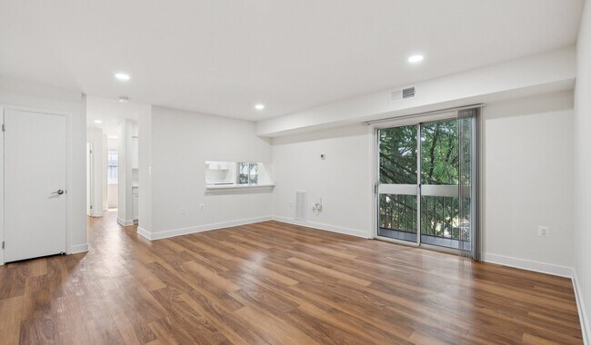 Planos de casas adosadas espaciosas - Foxchase