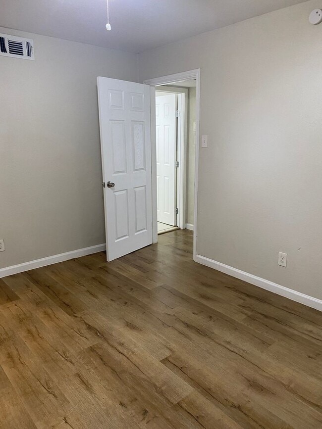 Photo - Reiger Park Apartments