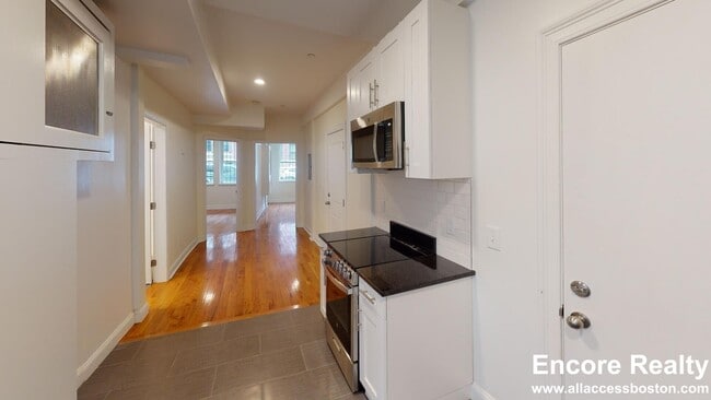 115 Sutherland Rd Unit A