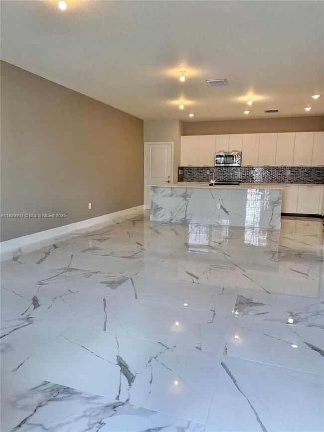 Photo - 8348 NW 43rd St