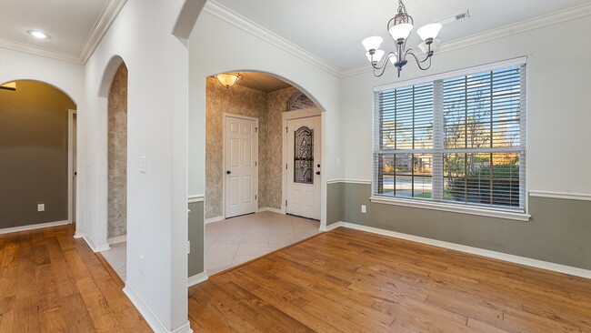 Photo - Charming 4-Bedroom Fayetteville Retreat wi...