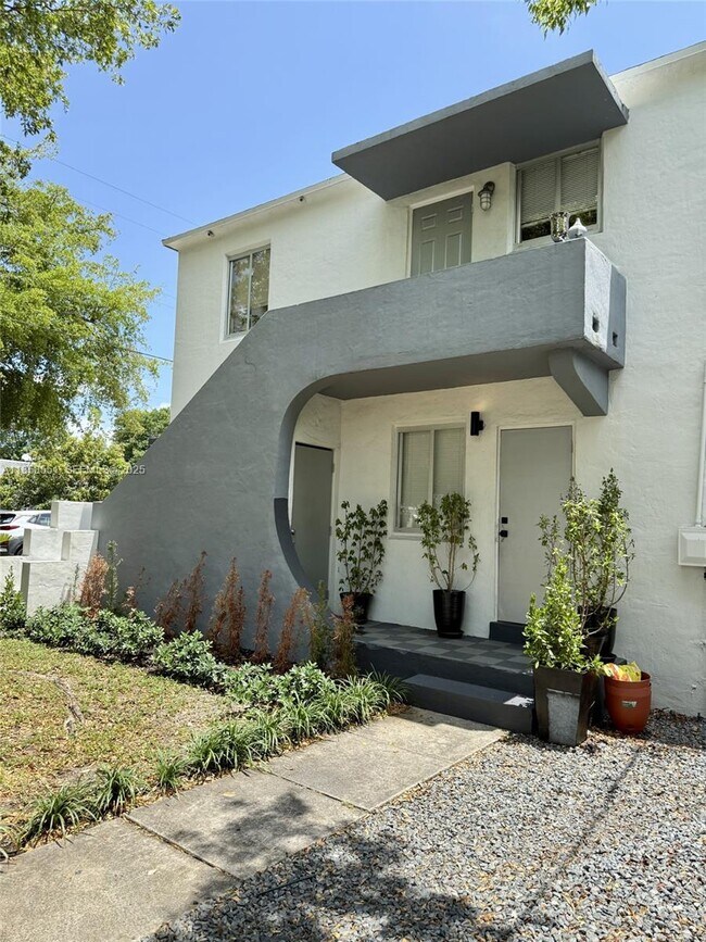 Photo - 500 NE 70th St Unit 2nd floor