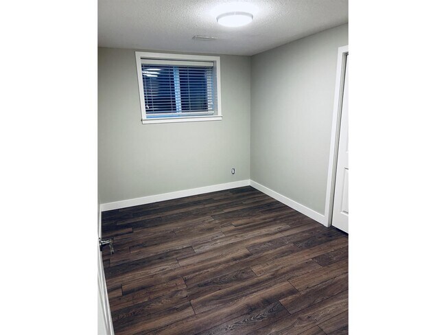 Photo - 281-172A 172A St