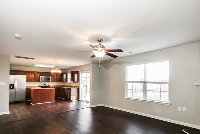 Photo - 1418 River Run Rd