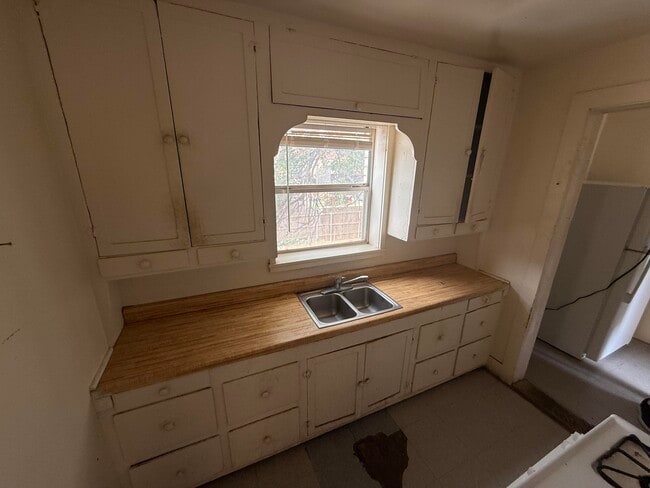 Photo - 1307 Avenue X