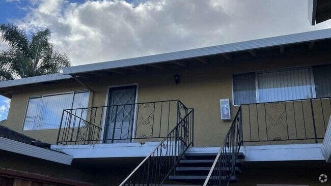 Building Photo - 1281 Saratoga Ave Rental