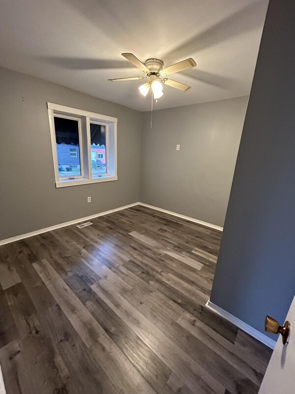 Photo - 341 Melvin Ave Unité 1