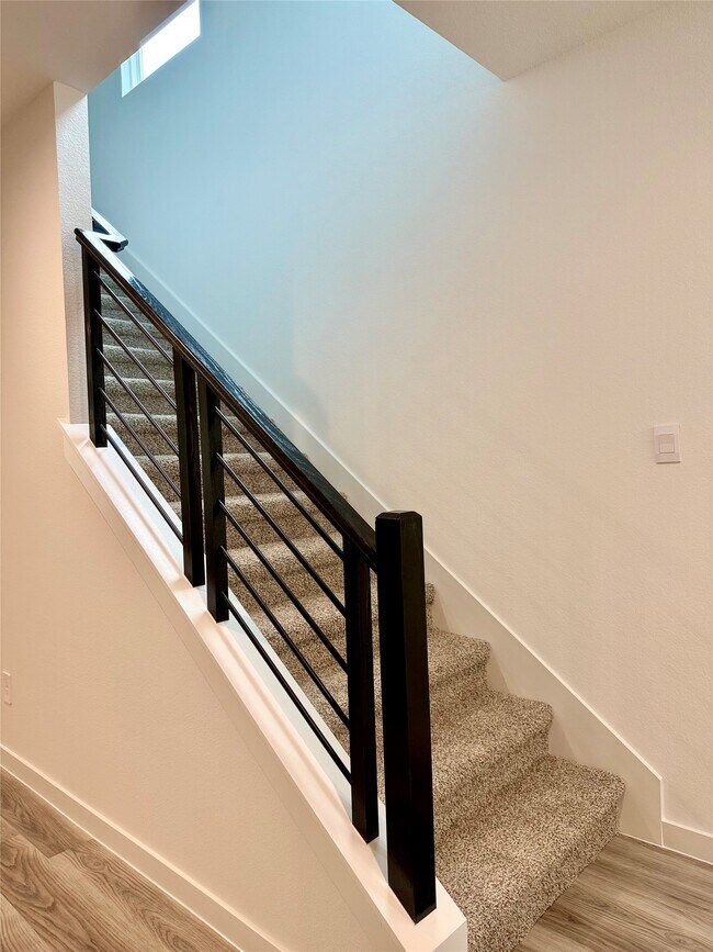 Photo - 2911 Needham Gdn Ln