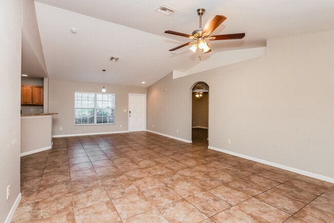 Photo - 1270 Bermar St