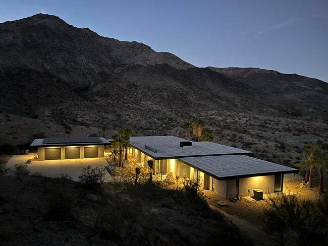 Photo - 71270 Oasis Trail