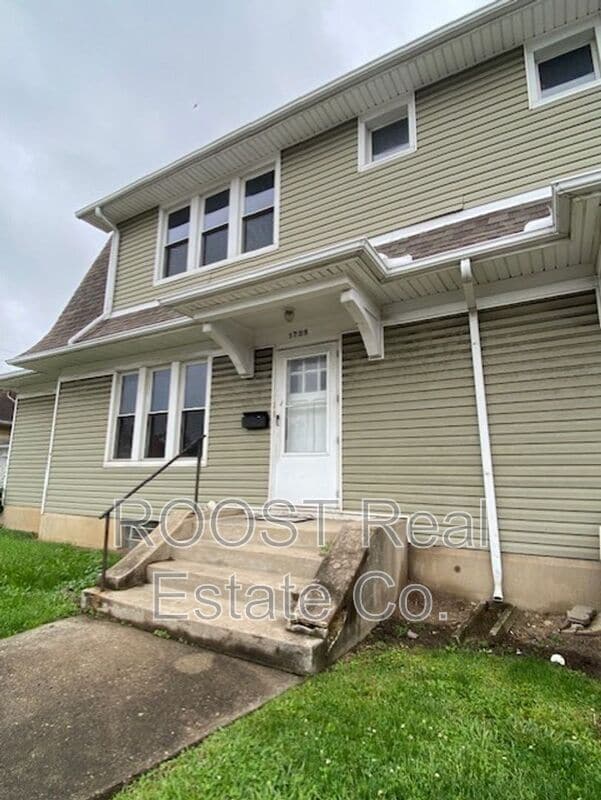 1723-1725 N. Limestone - 1723-1725 N. Limestone House