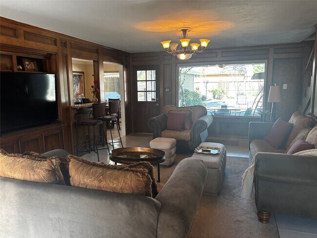 Photo - 11418 Chevy Chase Dr