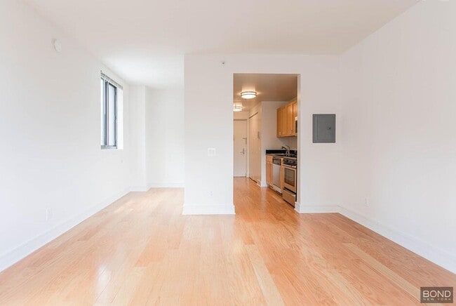 Building Photo - 323 W 96th St Unit 512 Rental