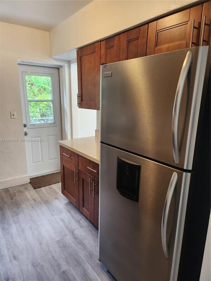 Photo - 5601 Polk St Unit 2