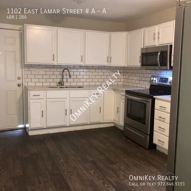 Photo - 1102 E Lamar St Unit A