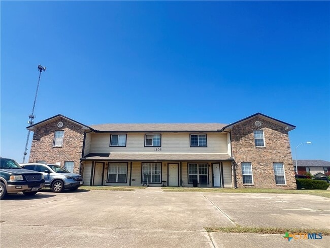 Building Photo - 1205 Industrial Blvd Unit C