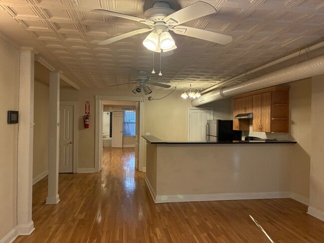 Photo - 2105 N Charles St Unit 1