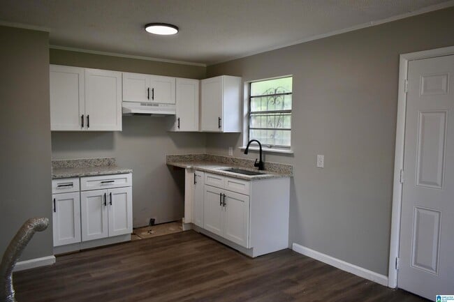 Photo - 3720 Howard Ave SW