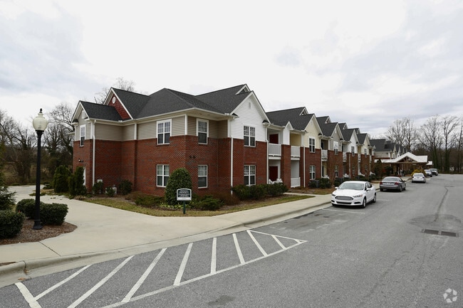 Gateway Village Apartments For Rent In Gastonia Nc Forrent Com