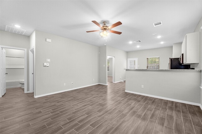 Photo - 24750 Russet Bluff Trl