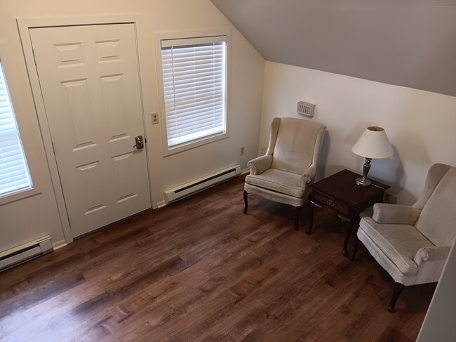 Photo - 627 NE Opal St Unit 627