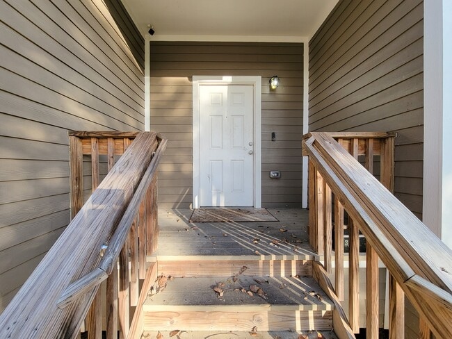 Photo - 3201 J P Davis Ave