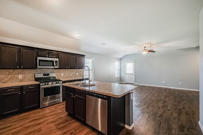 Photo - 20803 Remington Oaks Ct