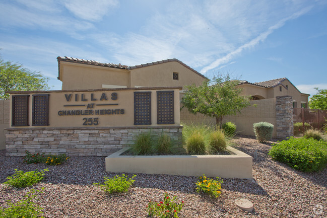 Villas at Chandler Heights Apartments For Rent in Chandler, AZ