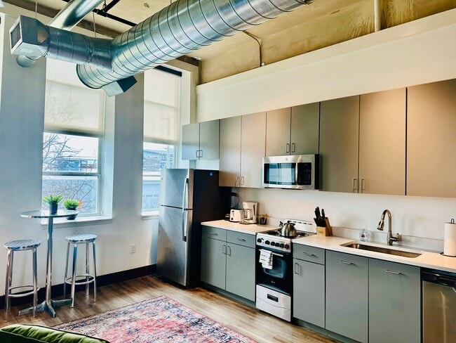 Photo - Studio Unit Available Unit 306